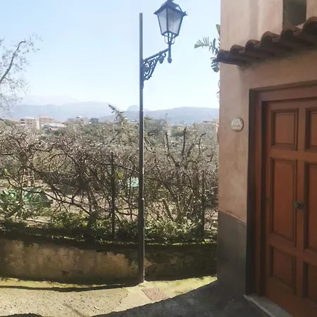 Casa Athena Bed & Breakfast 3*