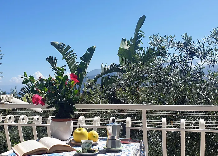 Casa Athena Bed & Breakfast 3*